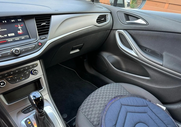 Opel Astra cena 69900 przebieg: 50303, rok produkcji 2019 z Końskie małe 121